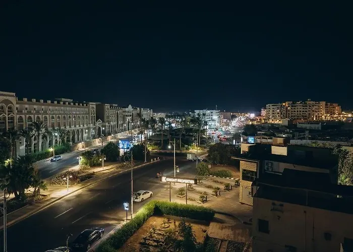 Elaria Hotel